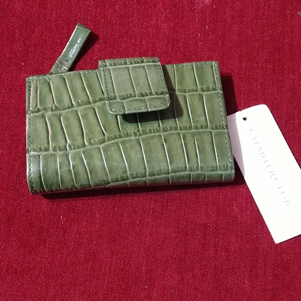 BNWT leather wallet, crocodile 🐊 texture
